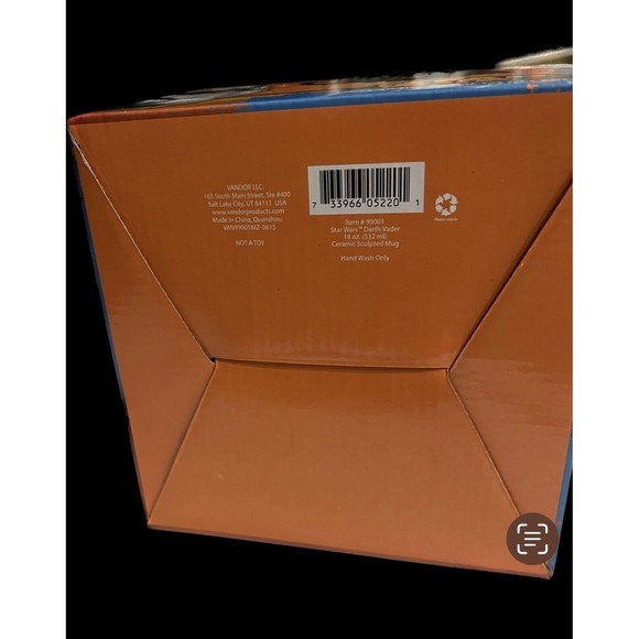 STAR WARS -Brand New in Box -Darth Vader Sculpted 18 oz Ceramic Mug -See pics! - Picture 9 of 10